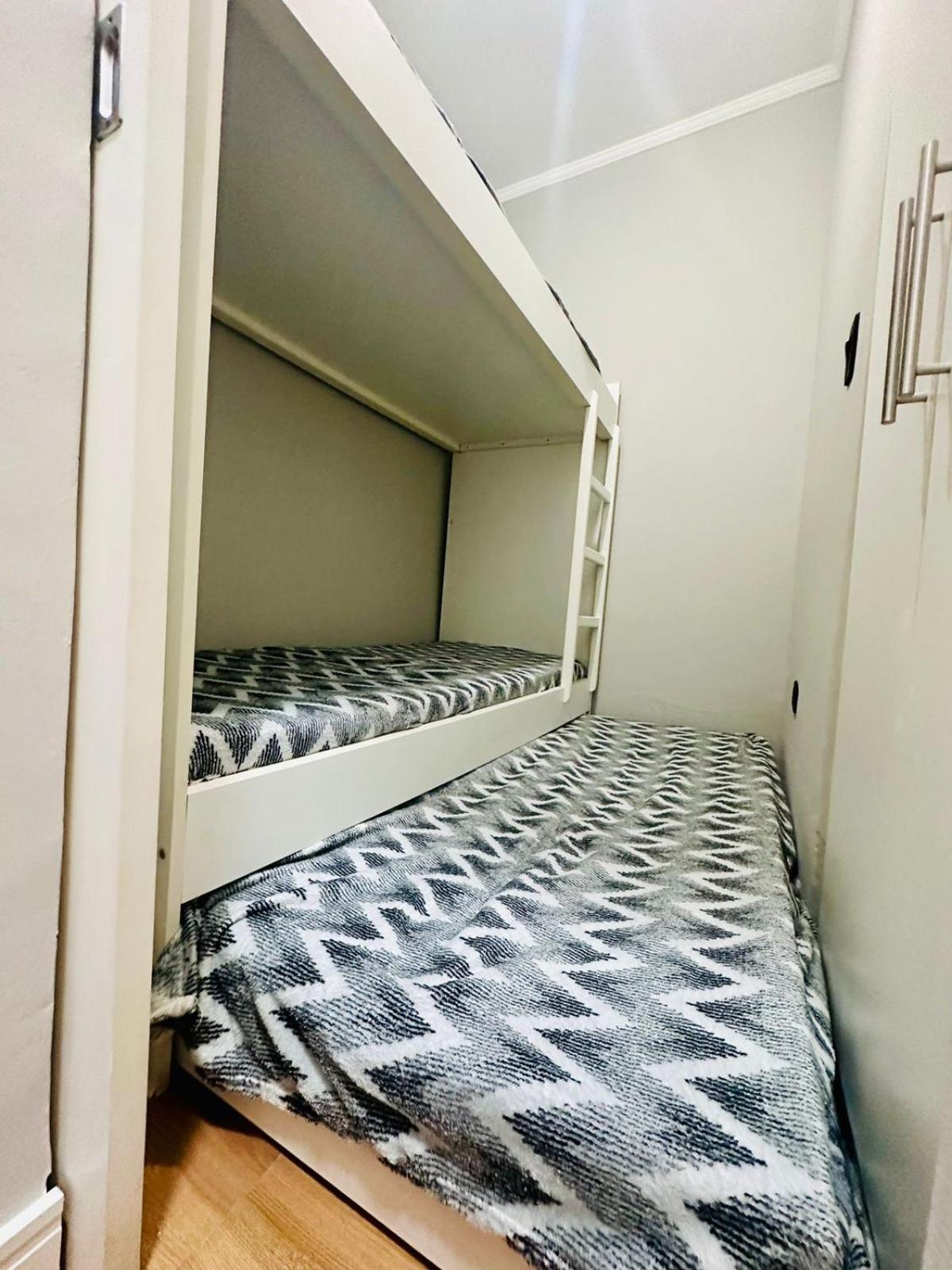 Apartamento Condominio Quisisana Centro Pocos De Caldas Lazer Completo, Uma Estrutura De Resort Экстерьер фото