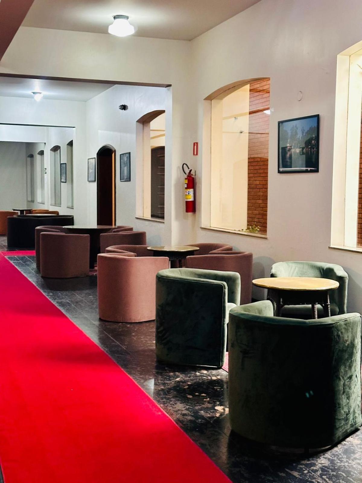 Apartamento Condominio Quisisana Centro Pocos De Caldas Lazer Completo, Uma Estrutura De Resort Экстерьер фото